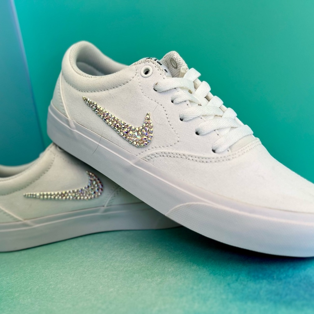 Nike WMS SB Charge Canvas Triple Sneakers with Genuine Swavorski Crystals SZ 6.5